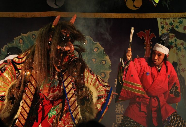 広島神楽を知る！歴史や演目など神楽の基礎知識をご紹介 | 【公式