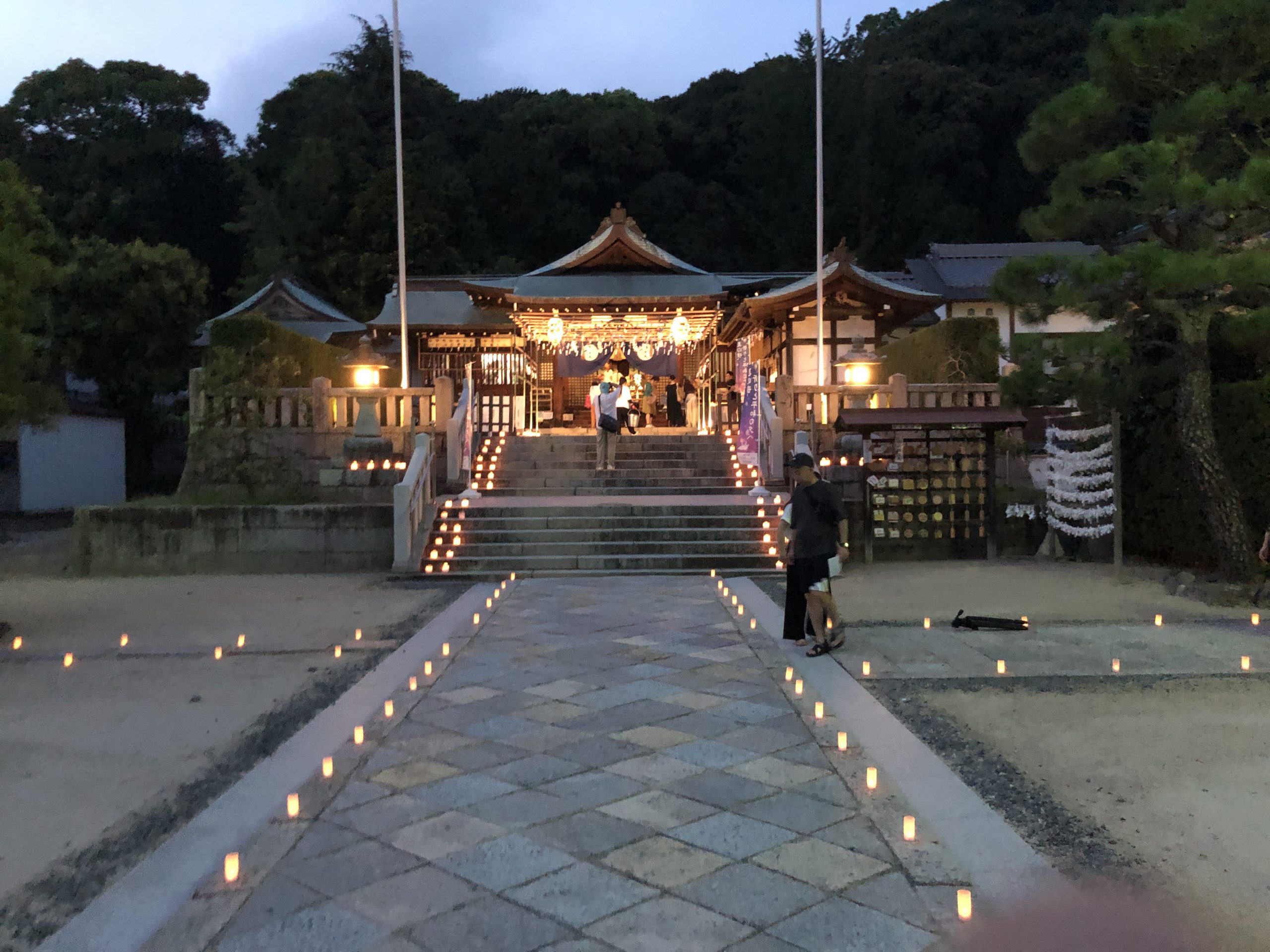 鶴羽根神社
