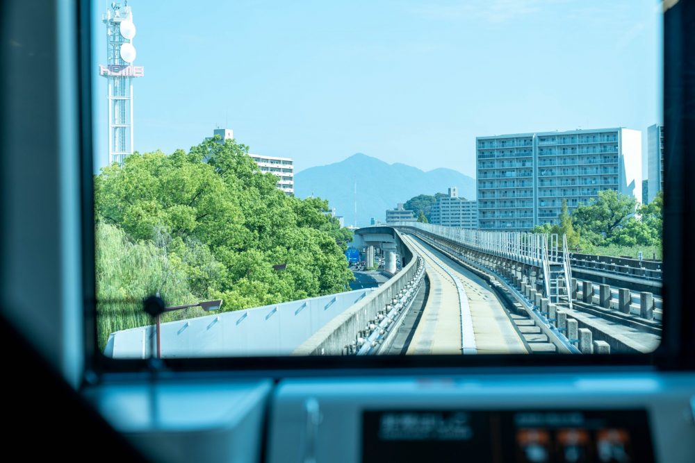 乗り物自由研究_アストラムライン③_非日常