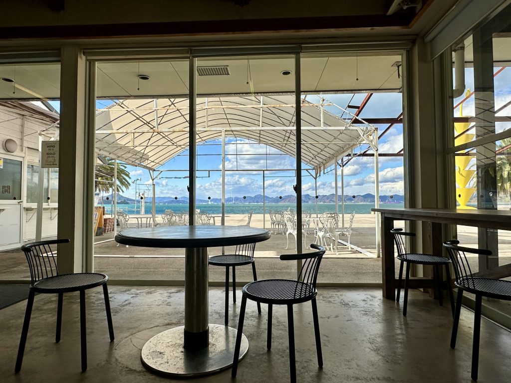 レストランウインドタイム内装