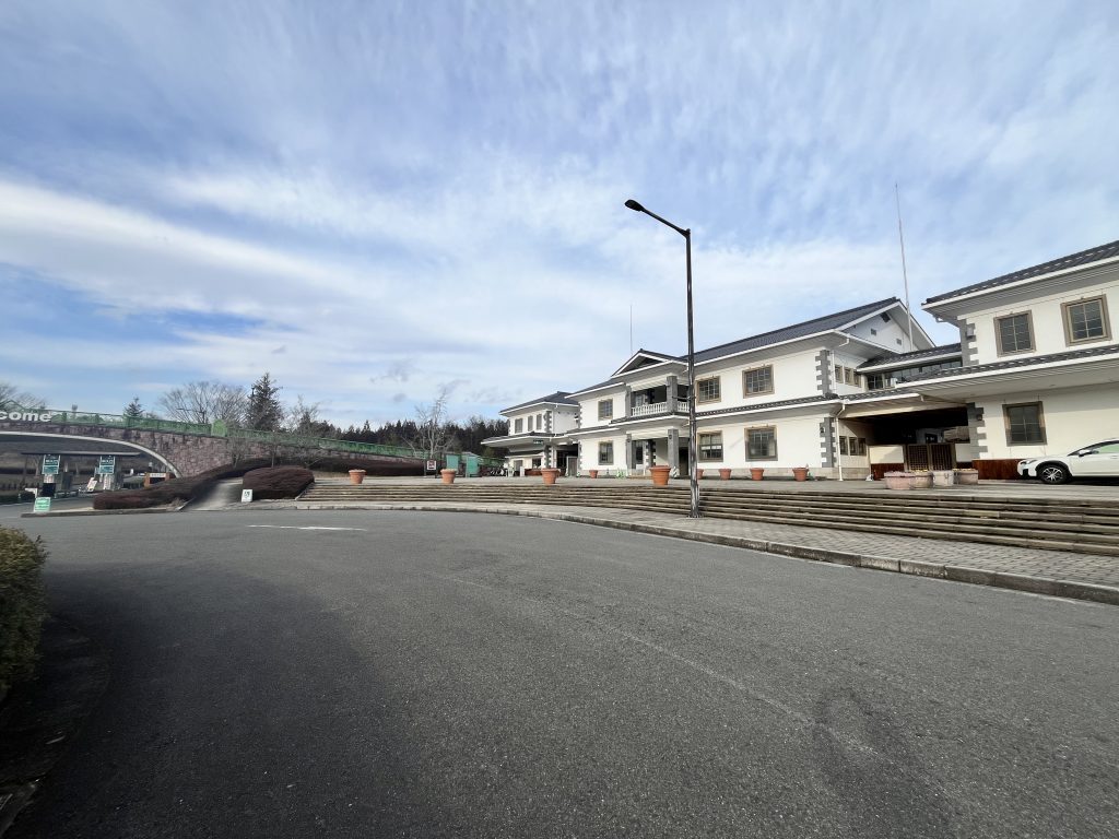 中入口ロータリー