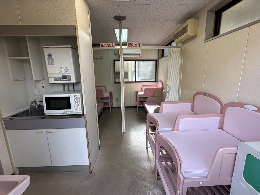 動物科学館前授乳室