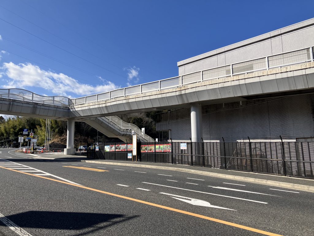 安佐動物公園前バス停（あさひが丘方面バス乗り場）