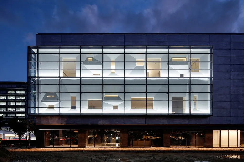 東広島市立美術館