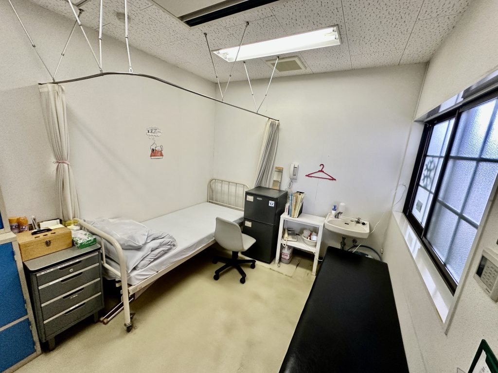 ２１，中の広場救護室IMG_7822