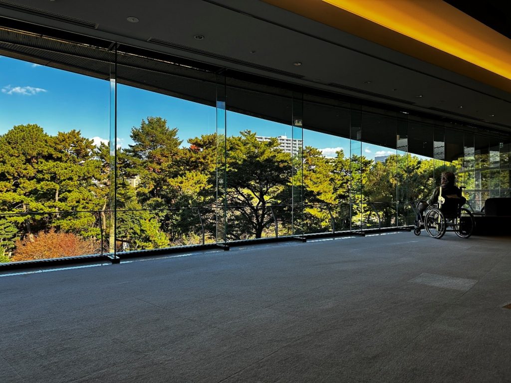 ３階フロアからのパノラマビュー