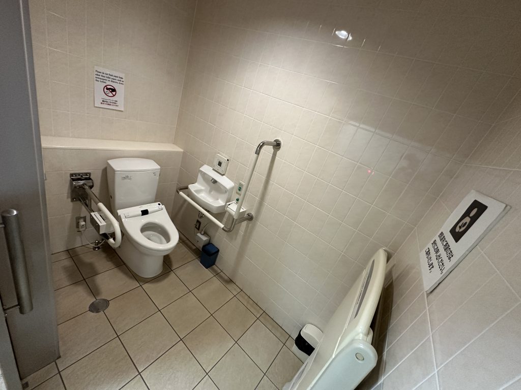 バリアフリートイレ