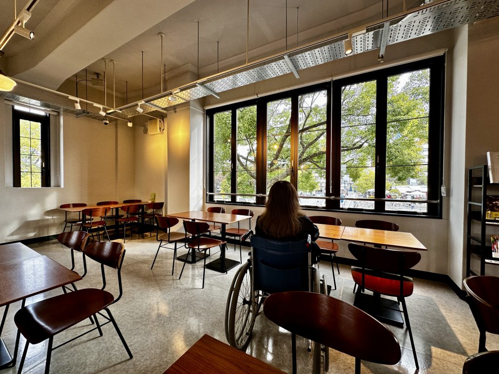 ピアノカフェの風景