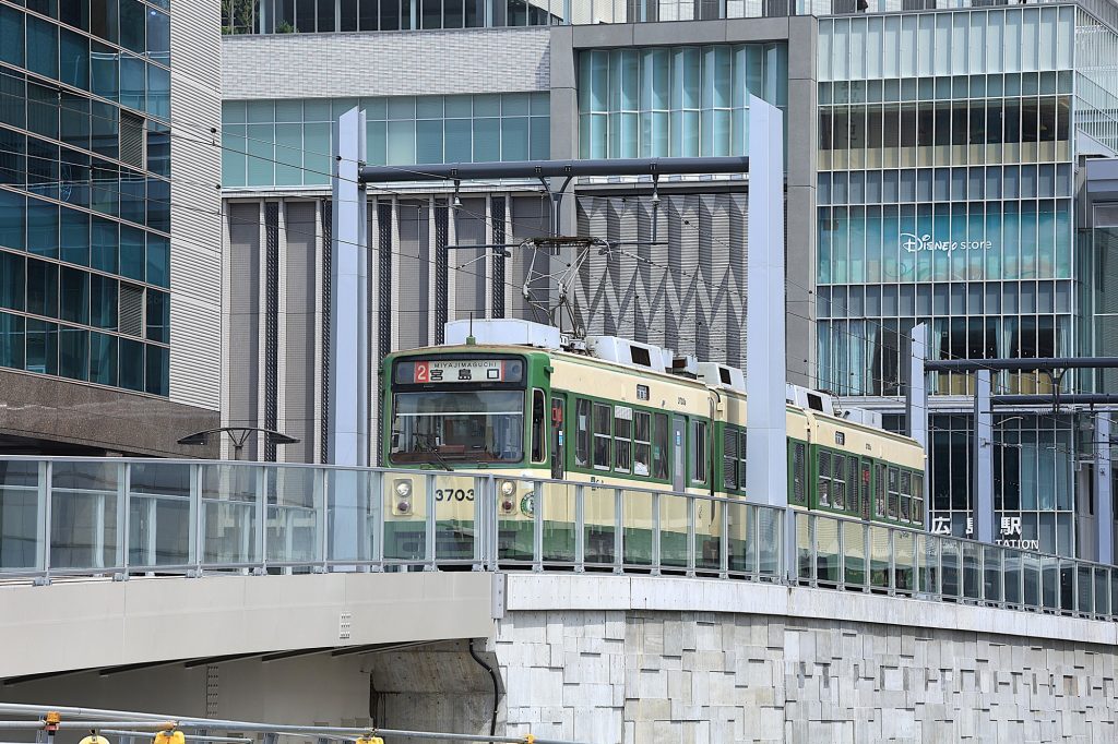 pixta_131744170_M (1)