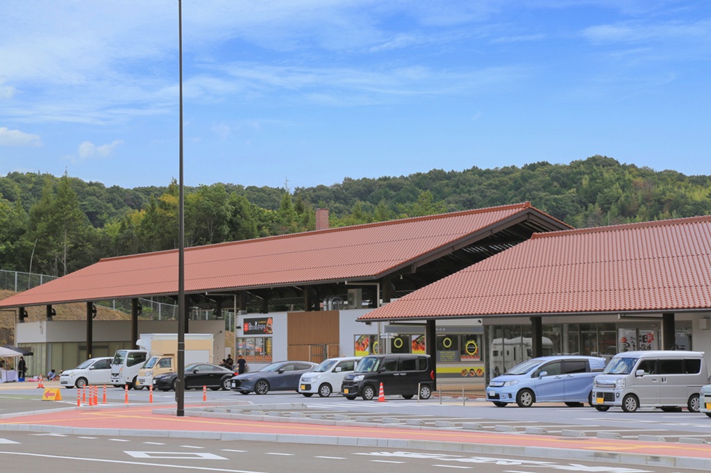 pixta_95687157_M_リサイズ