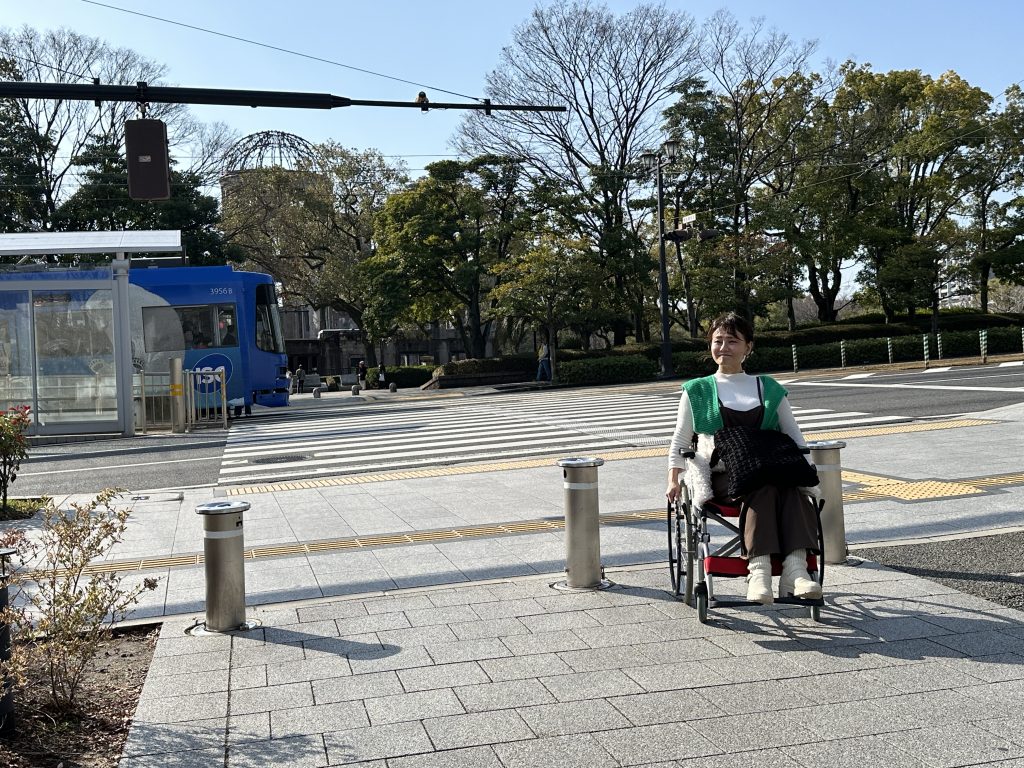 広電電車「原爆ドーム前」