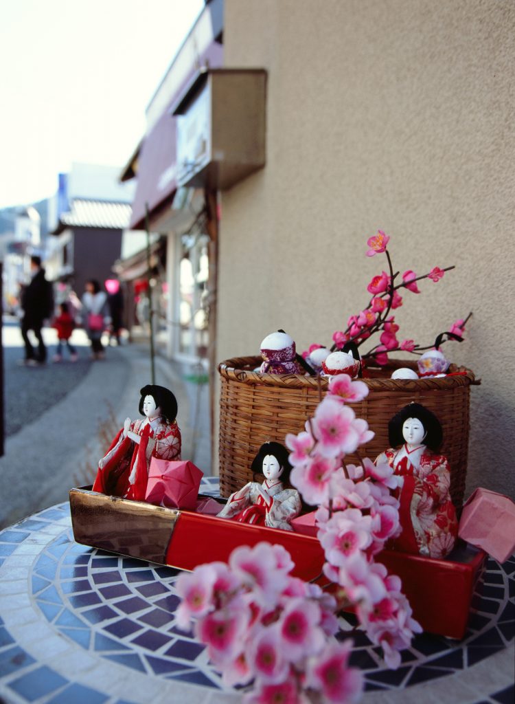 府中市_商工観光課_「笑顔でお出迎え」鳥井さん1