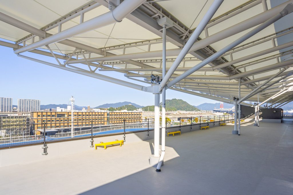 038_屋上休憩スペース_9178 (1)