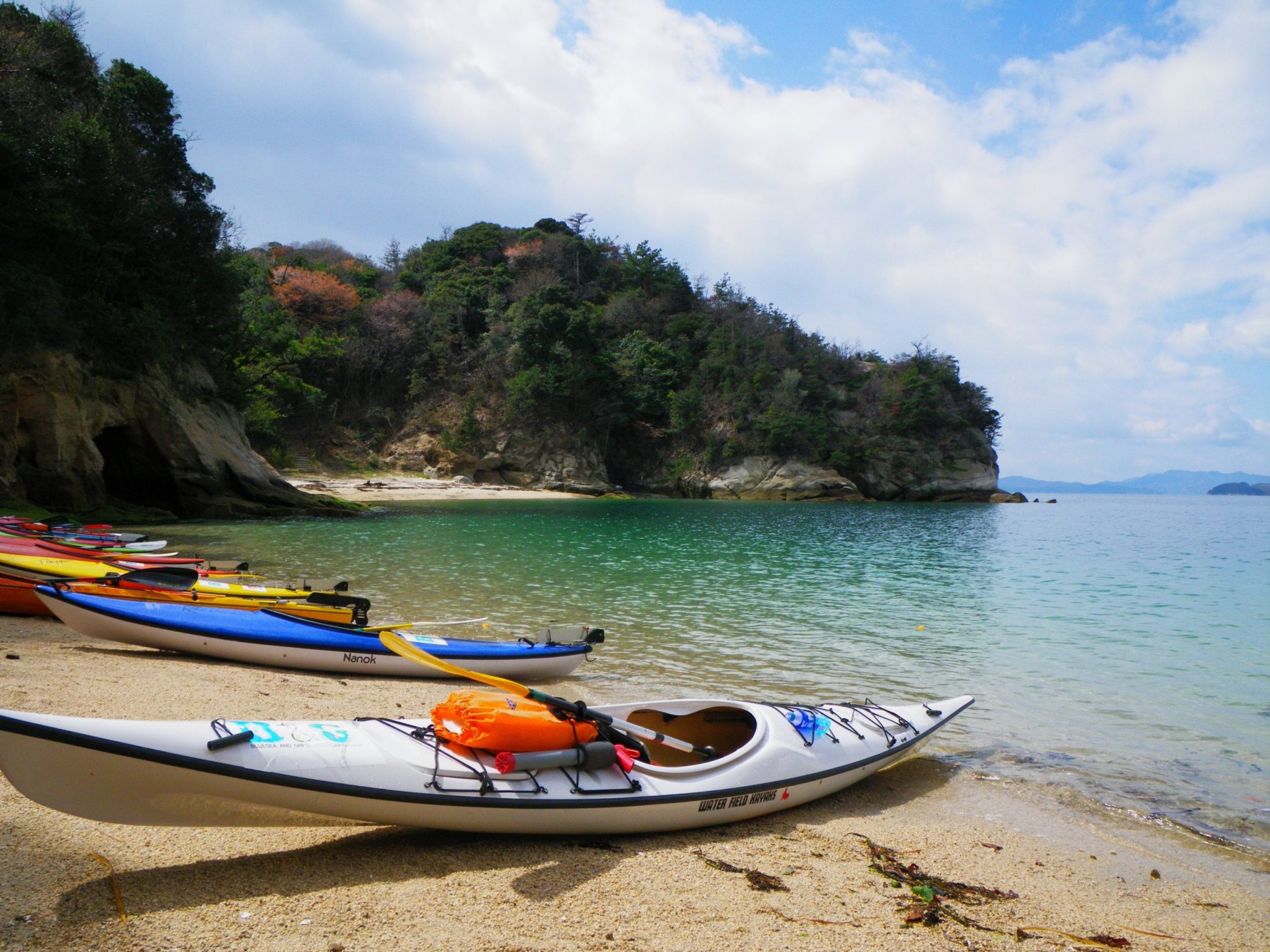 県民の浜_カヤック体験もできる
