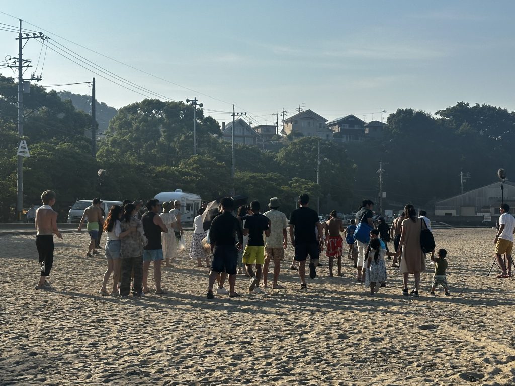 エキストラオンザビーチ